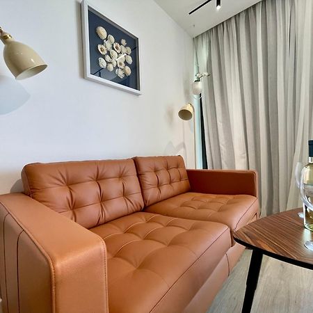Suitenapa22 Ajía Nápa Kültér fotó